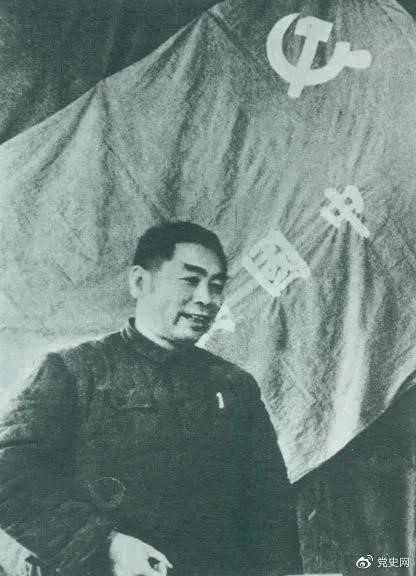 1949年3月，周恩來在中共七屆二中全會上講話。